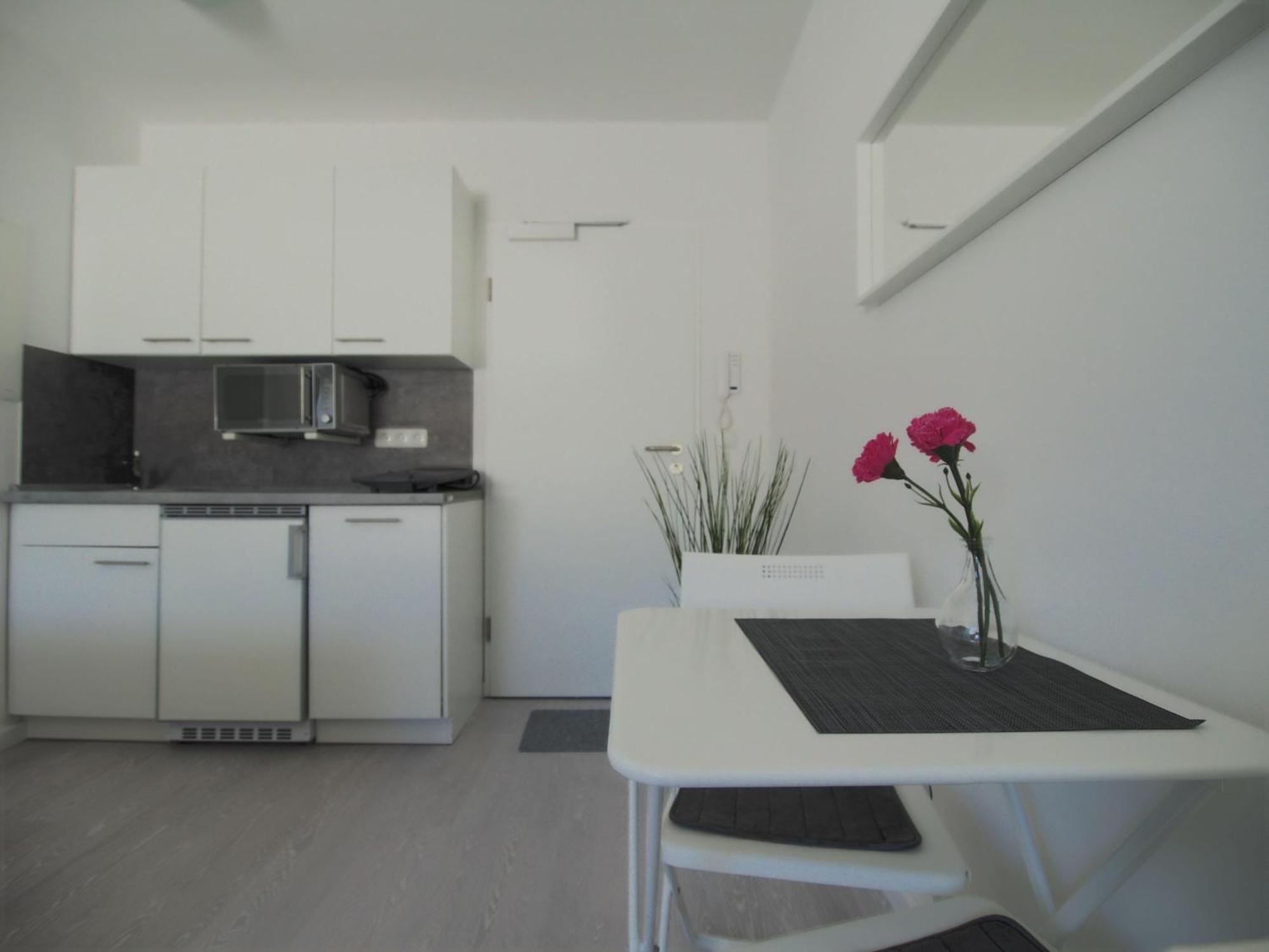 Kirchenplatz 6 18 Atlantic Rostock